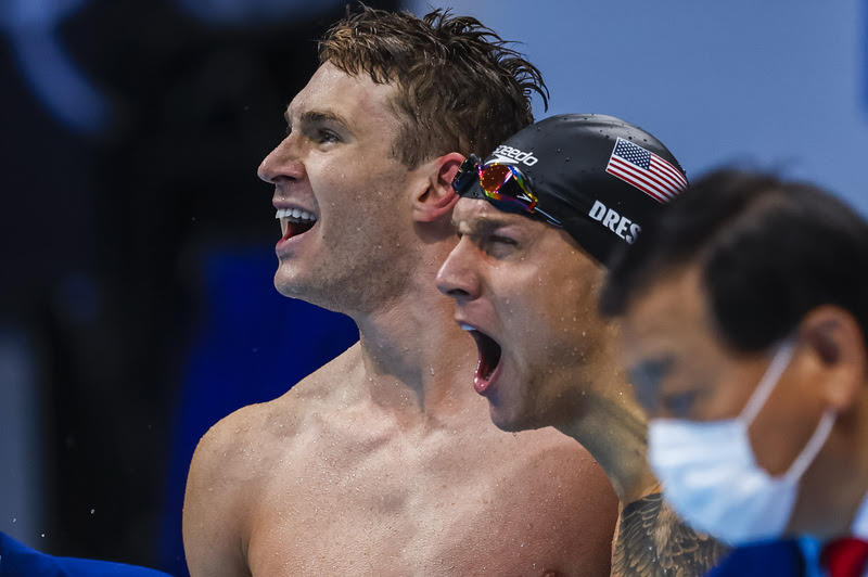 (L-R) Ryan Murphy of the United States of America (USA) and Caeleb Dressel of the United States of America (USA) celebrate after winning the men's 4x100m Medley Relay Final during the Swimming events of the Tokyo 2020 Olympic Games at the Tokyo Aquatics Centre in Tokyo, Japan, 1 August 2021.