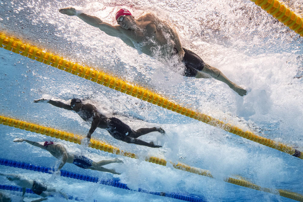 Ben Proud, Josh Liendo and Ed Burras in the Budapest dash at the Duna Arena (Photo by Patrick B. Kraemer / MAGICPBK)