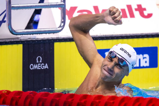 David POPOVICI of Romania celebrates after winning in the Men's 200m Freestyle Final during the swimming events of the 19th Fina World Championships held at the Duna Arena in Budapest, Hungary, Monday, June 20, 2022. (Photo by Patrick B. Kraemer / MAGICPBK)