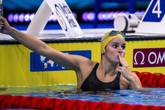 Kaylee McKEOWN of Australia celebrates after winning in the Women’s 200m Backstroke Final during the swimming events of the 19th Fina World Championships held at the Duna Arena in Budapest, Hungary, Friday, June 24, 2022. (Photo by Patrick B. Kraemer / MAGICPBK)